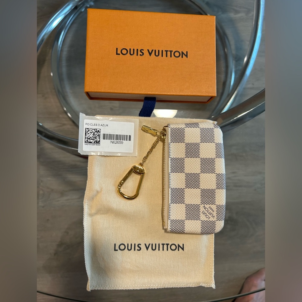 Louis Vuitton Damier Azur Key Holder NWT
